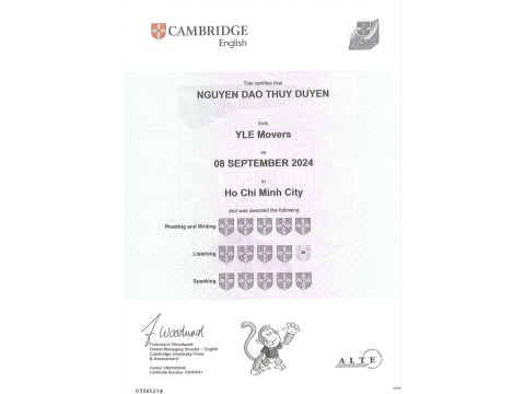 Nguyễn Đào Thùy Duyên _ Movers